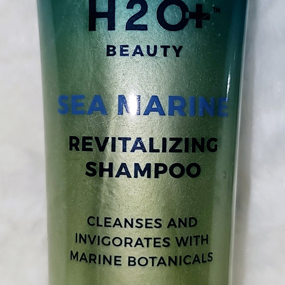 COPY - 4 Piece Disney Resorts H20 Bath Products Set of 4 - Picture 3 of 5